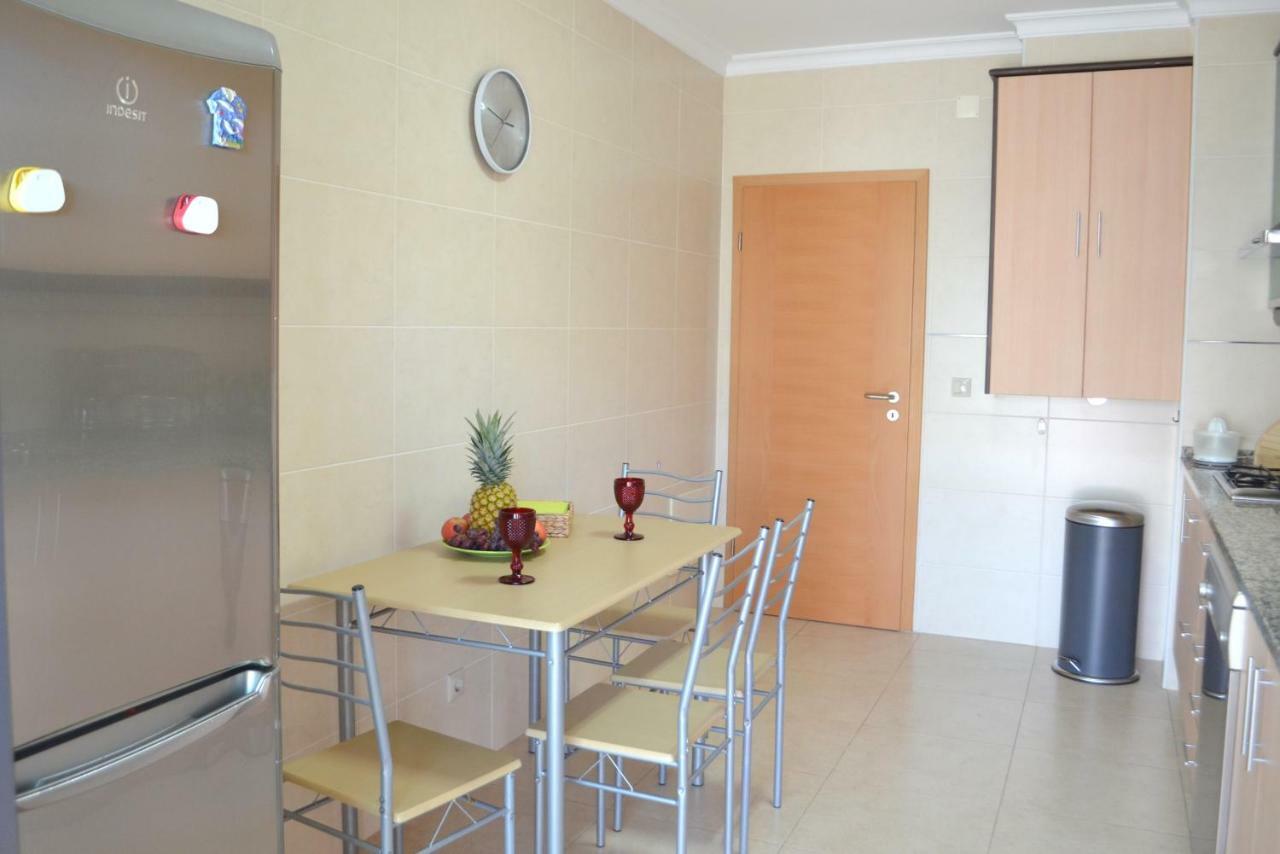 Marina Beach Apartment ลากอส ภายนอก รูปภาพ