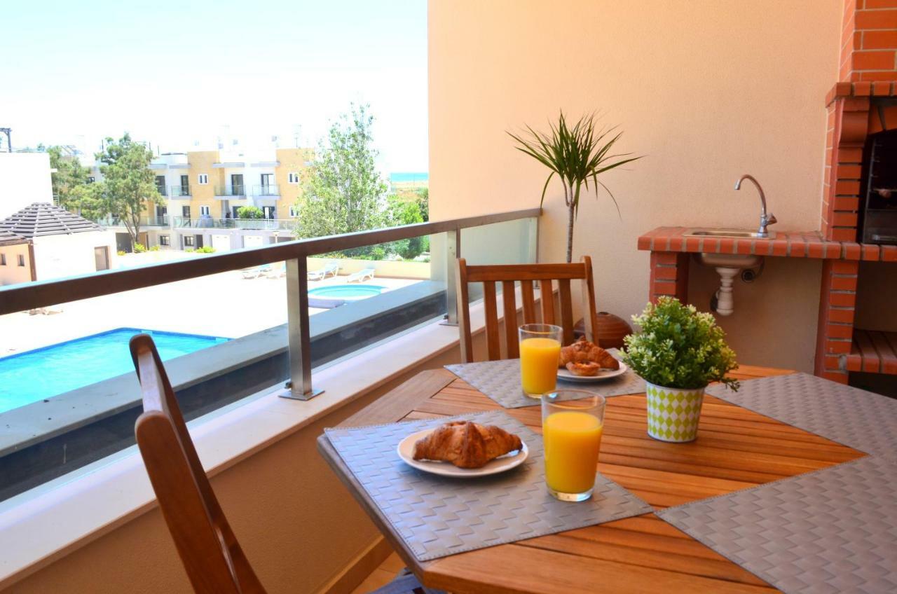 Marina Beach Apartment ลากอส ภายนอก รูปภาพ