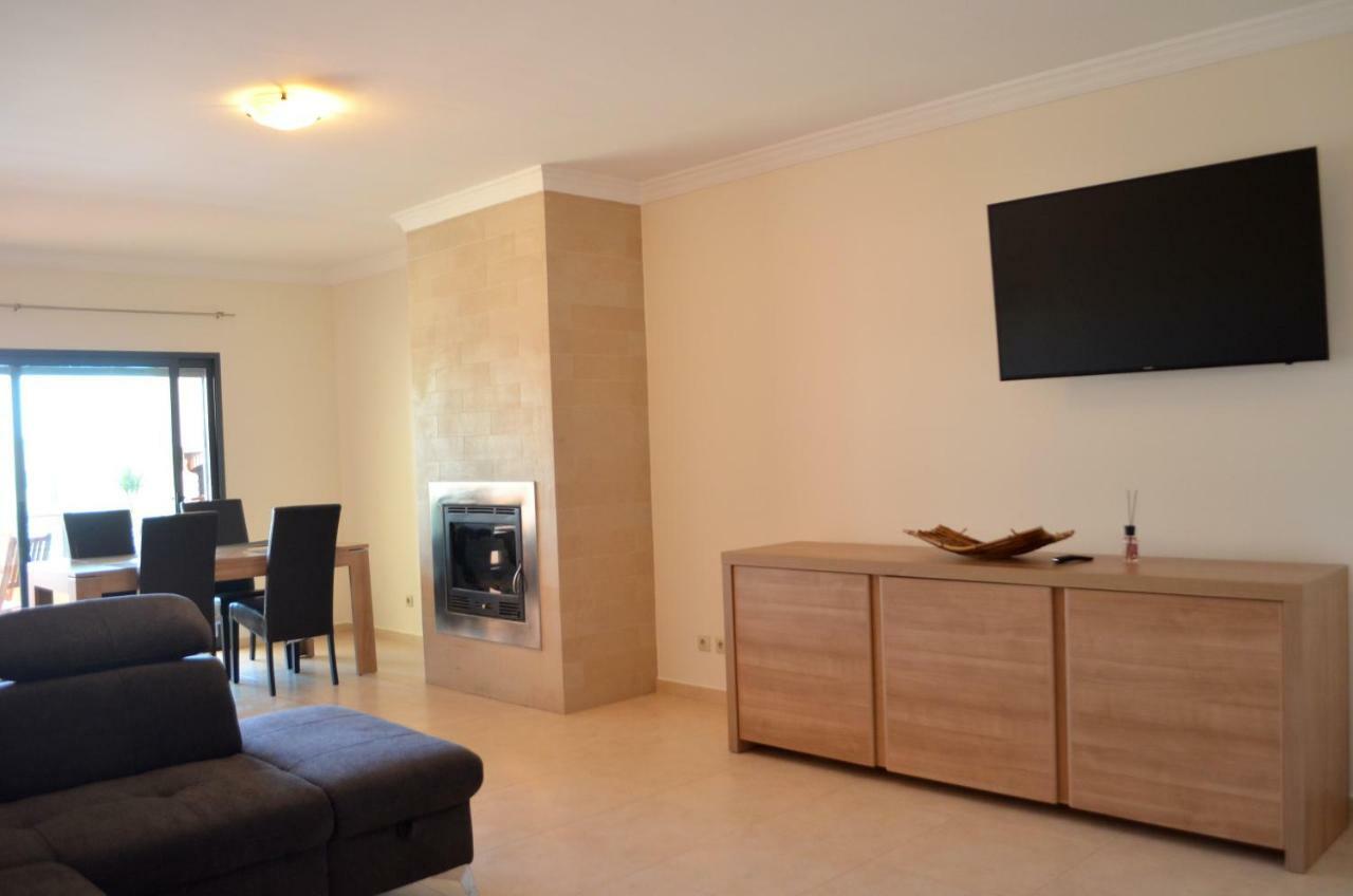 Marina Beach Apartment ลากอส ภายนอก รูปภาพ
